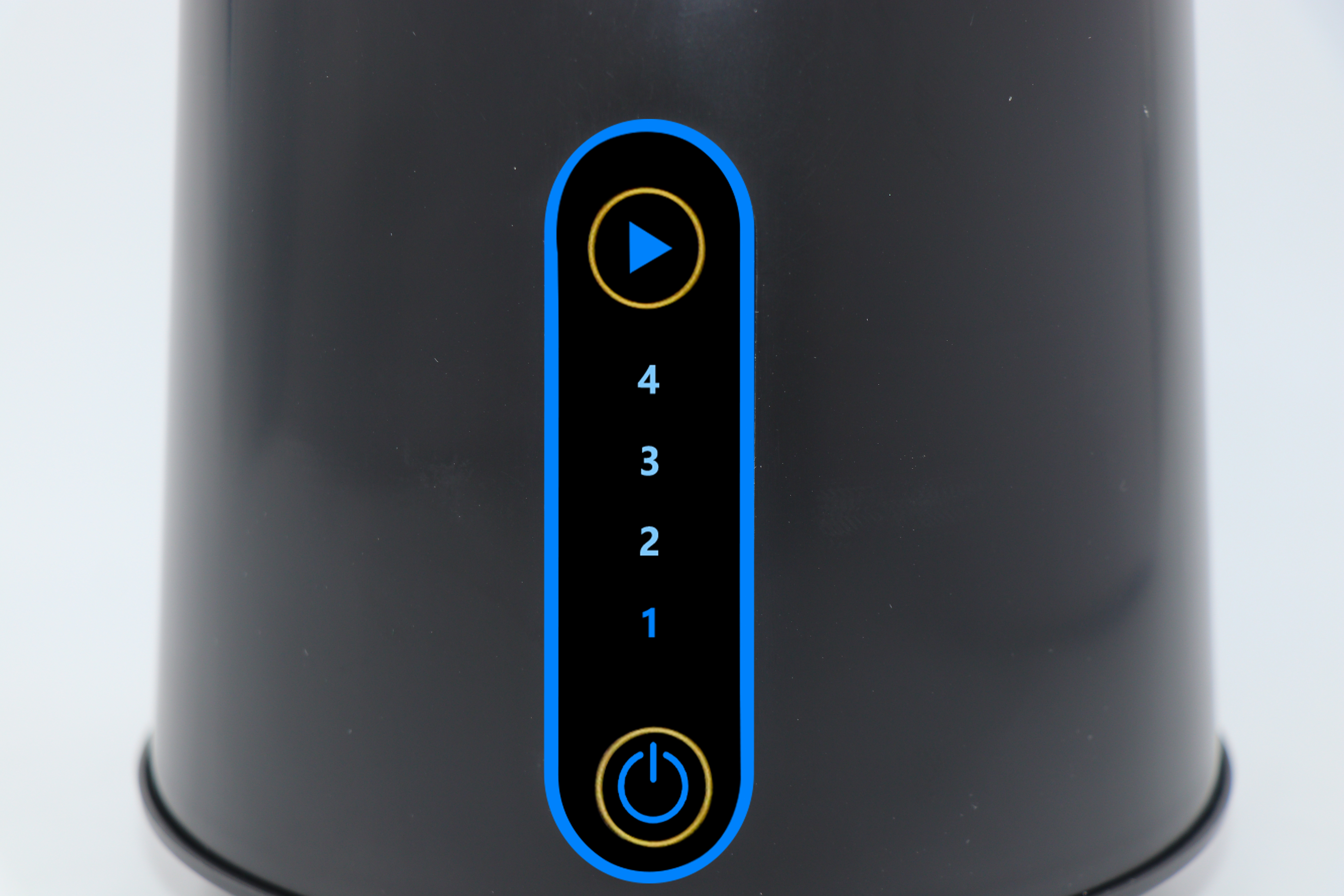 CF-335A Blender